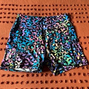 Womens’s high rise 4” inseam shorts Barbells and Pizza